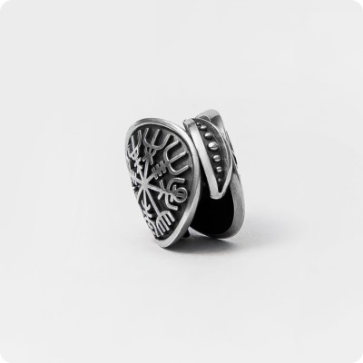 Шарм Вегвизир (Vegvisir) из серебра